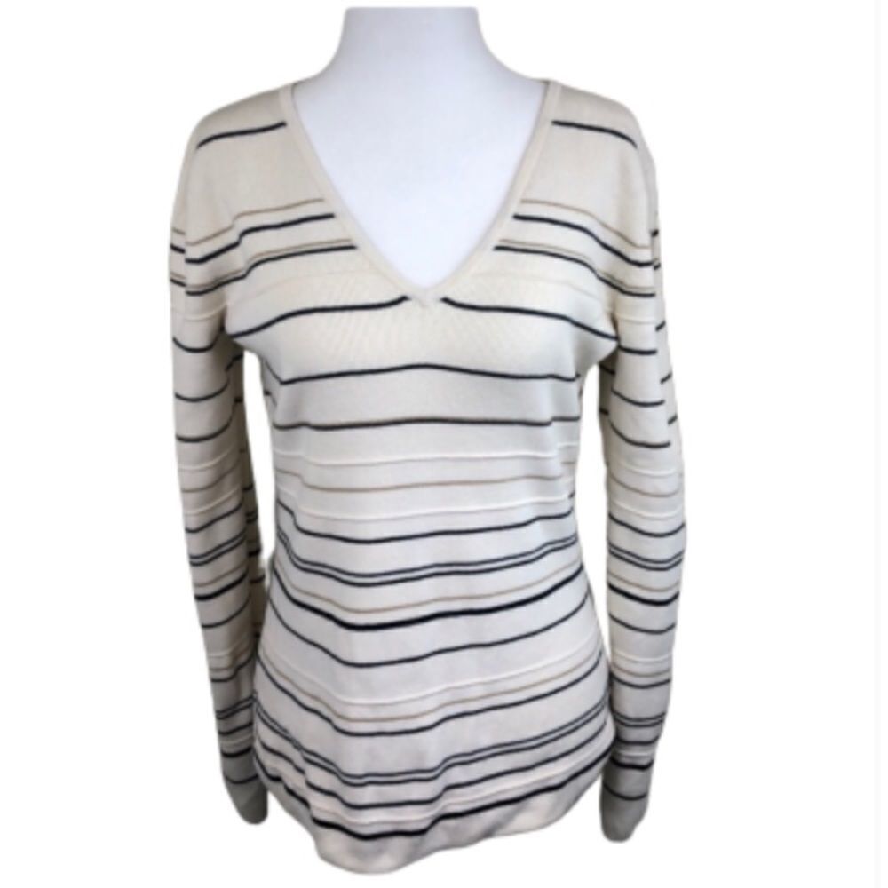 Geoffrey Beene Sport Cream V Neck Sweater Size S